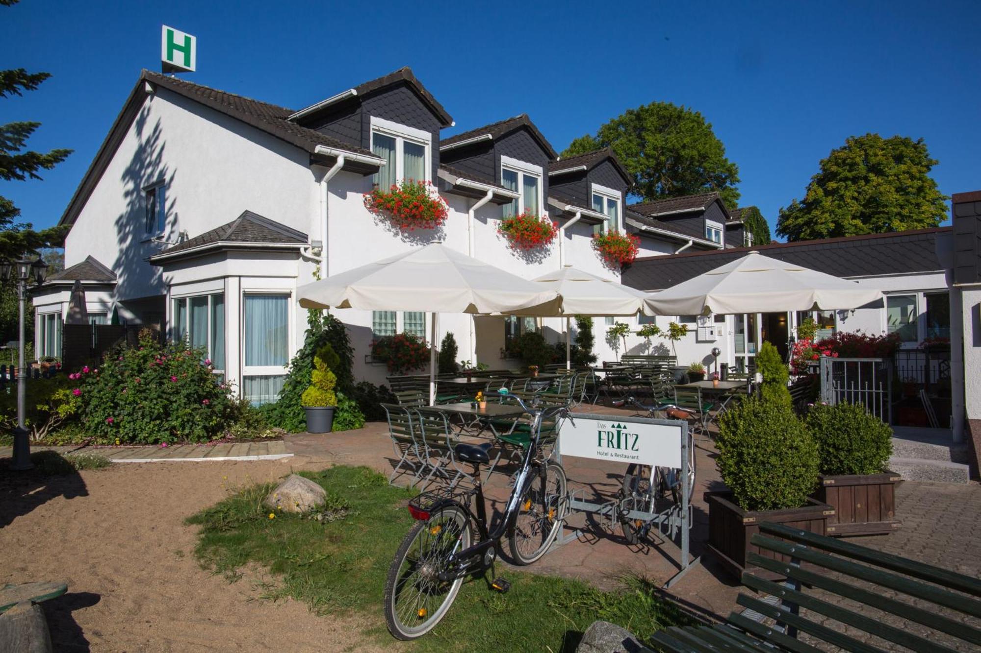 Das Fritz Hotel Schwerin Schoene Lage Im Gruenen Mit Regionaler Kueche Kostenfreien Parkplaetzen Und E Ladestation Exterior foto