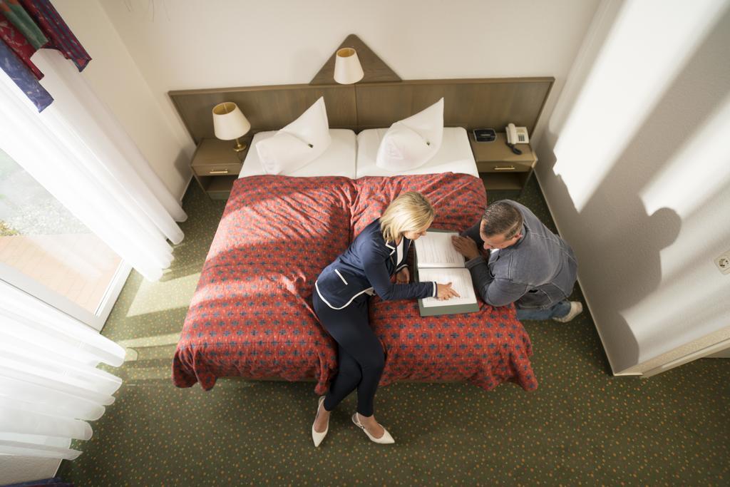 Das Fritz Hotel Schwerin Schoene Lage Im Gruenen Mit Regionaler Kueche Kostenfreien Parkplaetzen Und E Ladestation Quarto foto