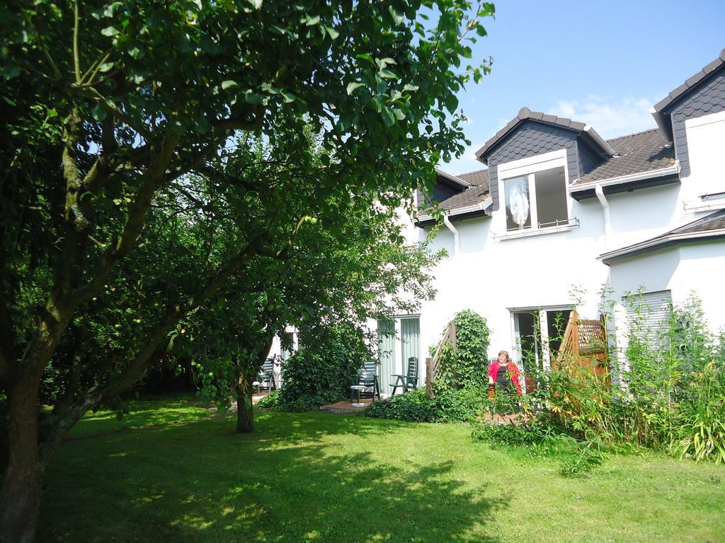 Das Fritz Hotel Schwerin Schoene Lage Im Gruenen Mit Regionaler Kueche Kostenfreien Parkplaetzen Und E Ladestation Quarto foto